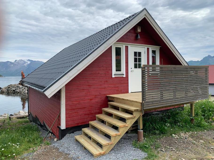 Leilighet I Rorbu Pa Kaldfarnes - Yttersia Senja Exteriér fotografie