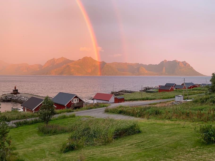 Leilighet I Rorbu Pa Kaldfarnes - Yttersia Senja Exteriér fotografie